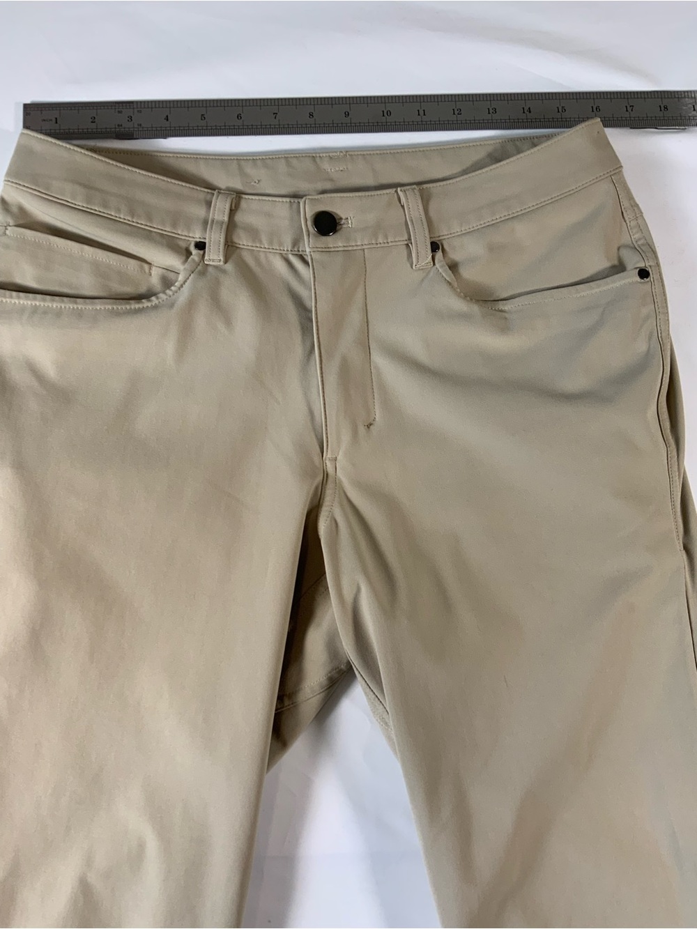 lululemon athletica Men's Slim Chino Pants in Light Beige